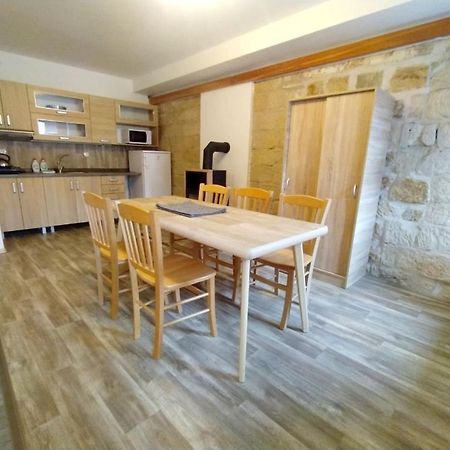 Jičín Apartmany Lono מראה חיצוני תמונה