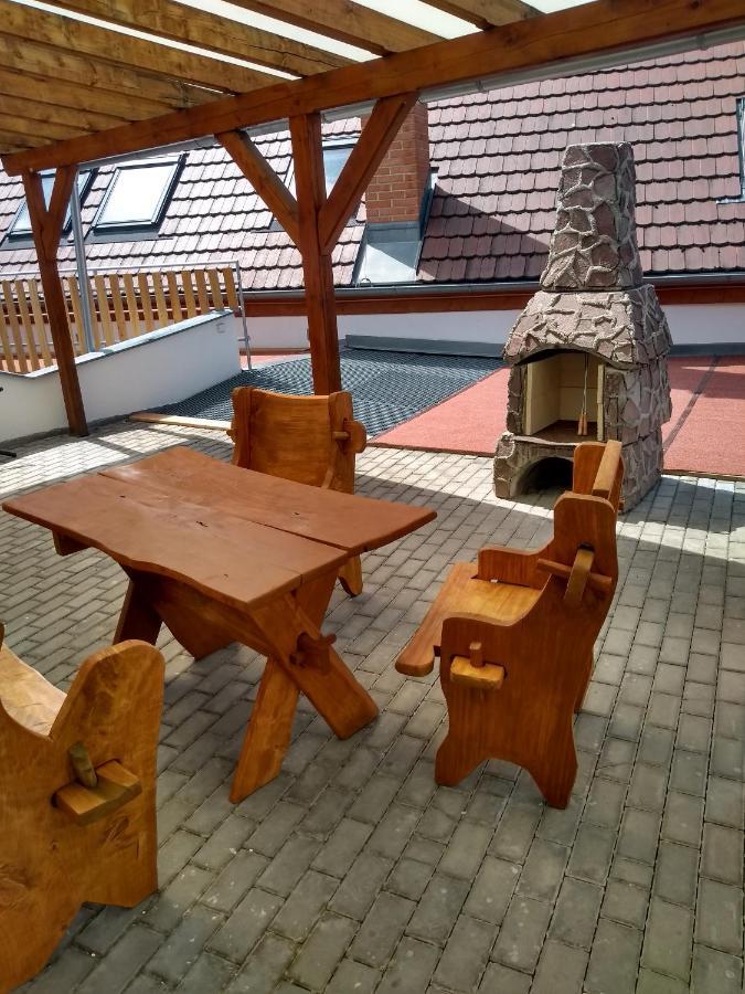 Jičín Apartmany Lono מראה חיצוני תמונה