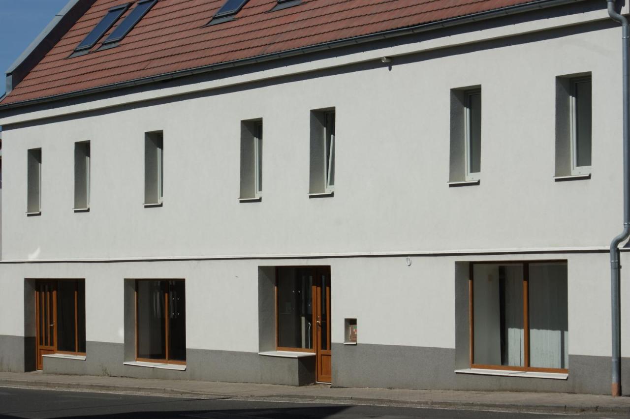 Jičín Apartmany Lono מראה חיצוני תמונה