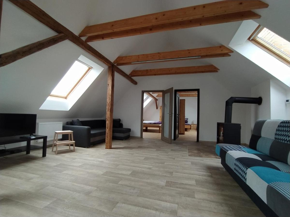 Jičín Apartmany Lono מראה חיצוני תמונה