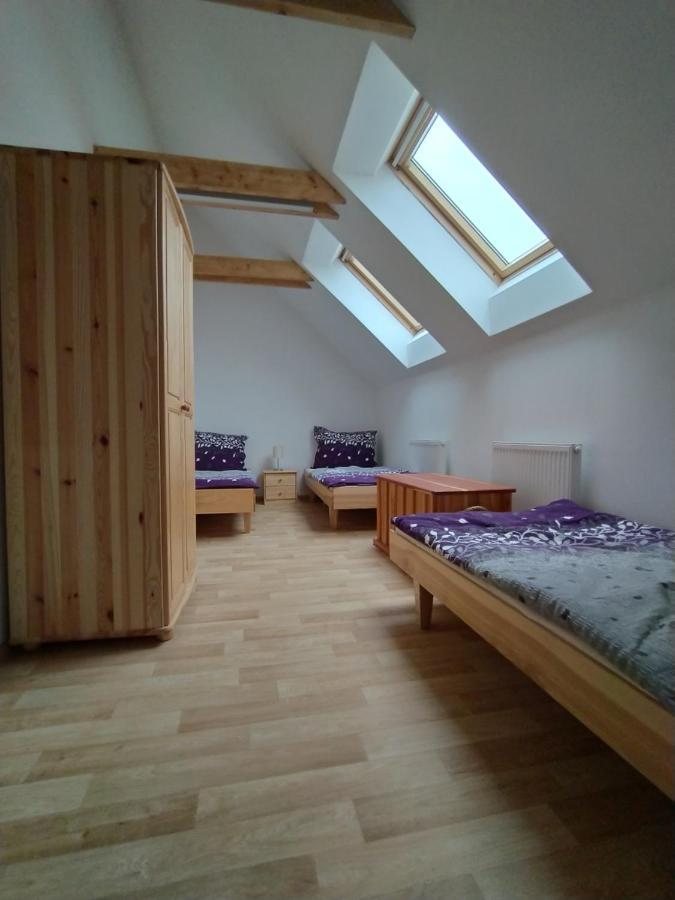 Jičín Apartmany Lono מראה חיצוני תמונה
