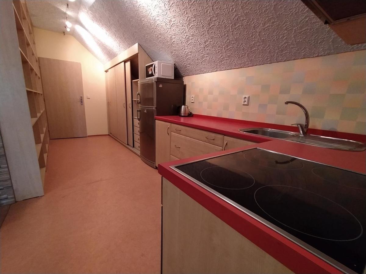 Jičín Apartmany Lono מראה חיצוני תמונה