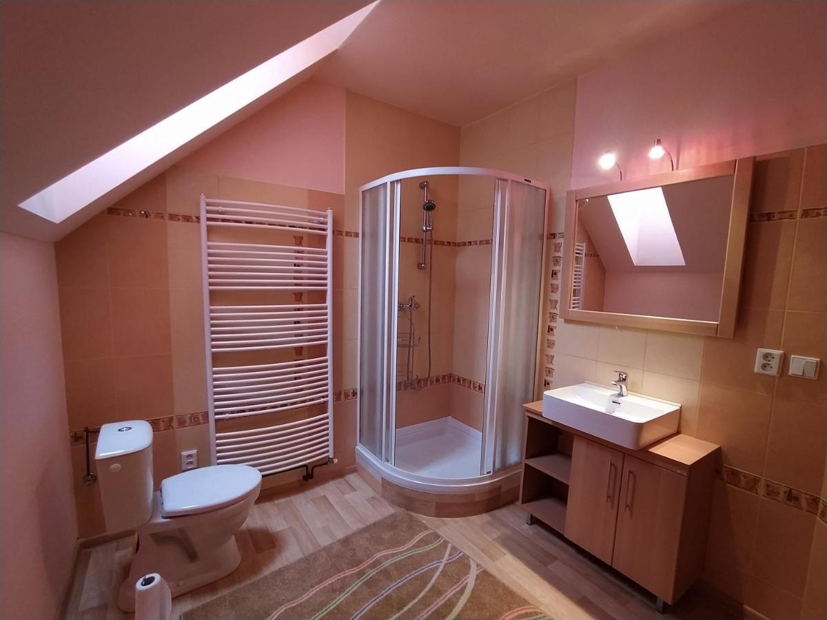 Jičín Apartmany Lono מראה חיצוני תמונה