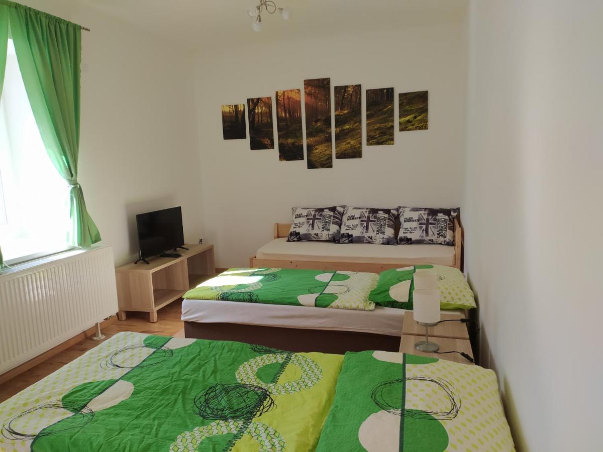 Jičín Apartmany Lono מראה חיצוני תמונה