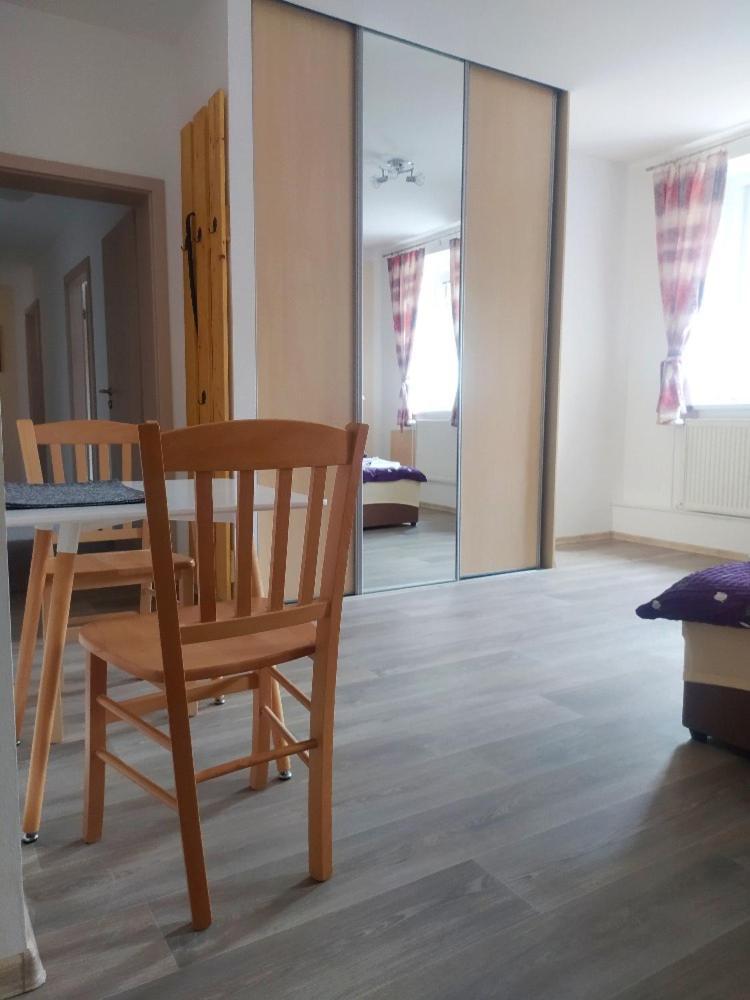 Jičín Apartmany Lono מראה חיצוני תמונה