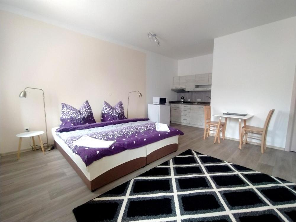 Jičín Apartmany Lono מראה חיצוני תמונה